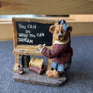 Boyds Bears & Friends Ms. Appleby...It's Elementary 1995 Figurine Style #228328